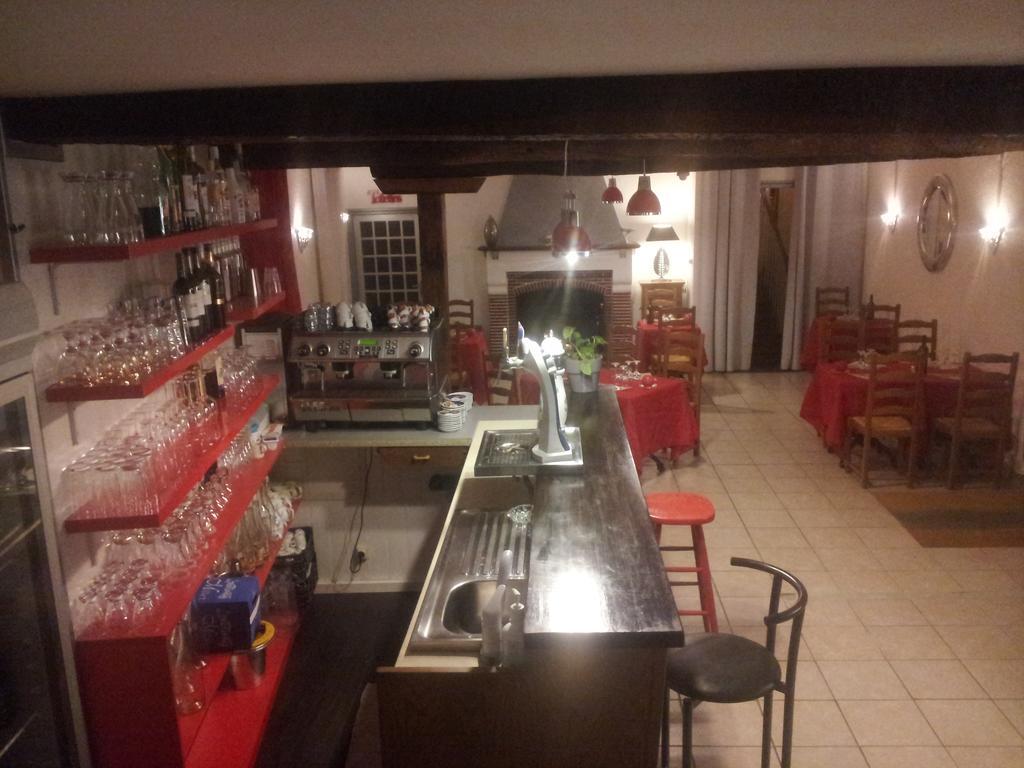 Hotel Restaurant Henri IV Eauze Εξωτερικό φωτογραφία