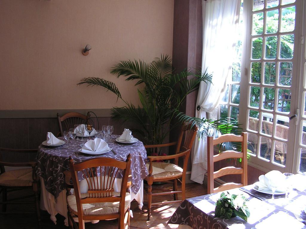 Hotel Restaurant Henri IV Eauze Εξωτερικό φωτογραφία