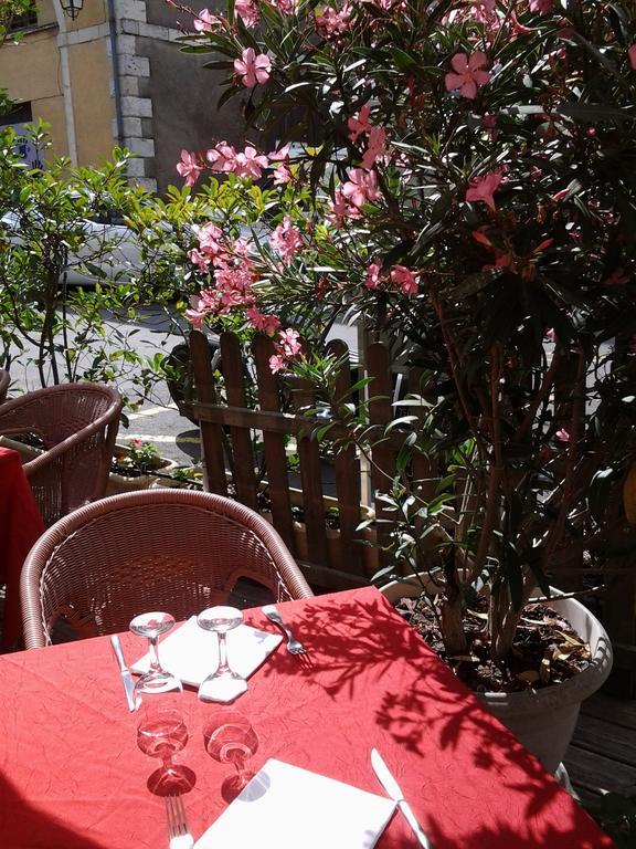Hotel Restaurant Henri IV Eauze Εξωτερικό φωτογραφία
