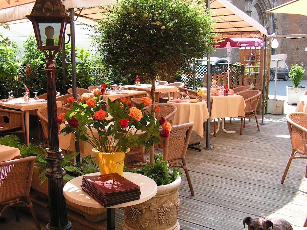 Hotel Restaurant Henri IV Eauze Εξωτερικό φωτογραφία